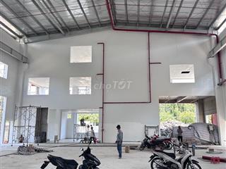 Cho thuê xường mới kcn Tân Phú trung Củ Chi dt 5000m 