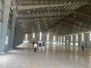 Bán nhà xưởng mỹ hạnh bắc Long An dt 6800m giá 45 tỷ 