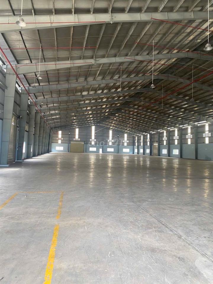 Bán nhà xưởng mỹ hạnh bắc Long An dt 6800m giá 45 tỷ 