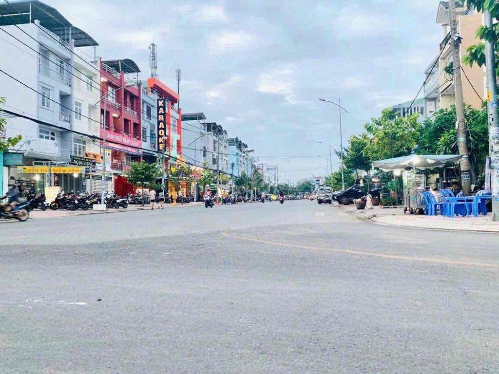 Bán Đất Bình Hưng Gần BXQ8, Giá 1.199 tỷ Đã Có Sổ Sẵn