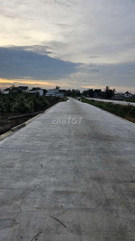 1.000 m2 đất vườn đẹp đường oto