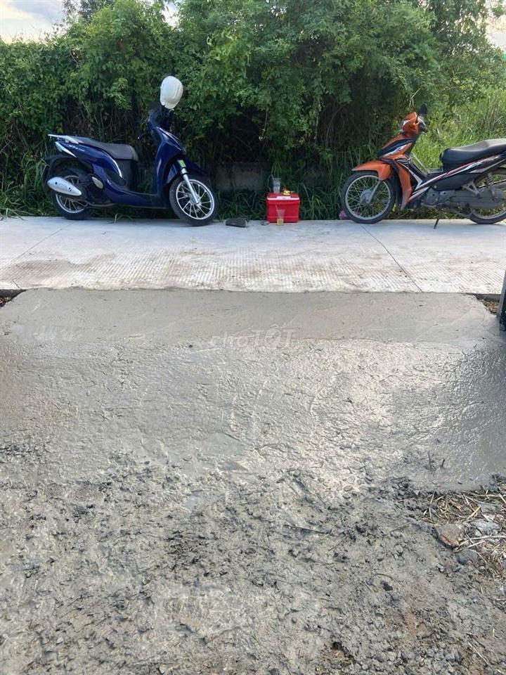 Bán nhà vườn