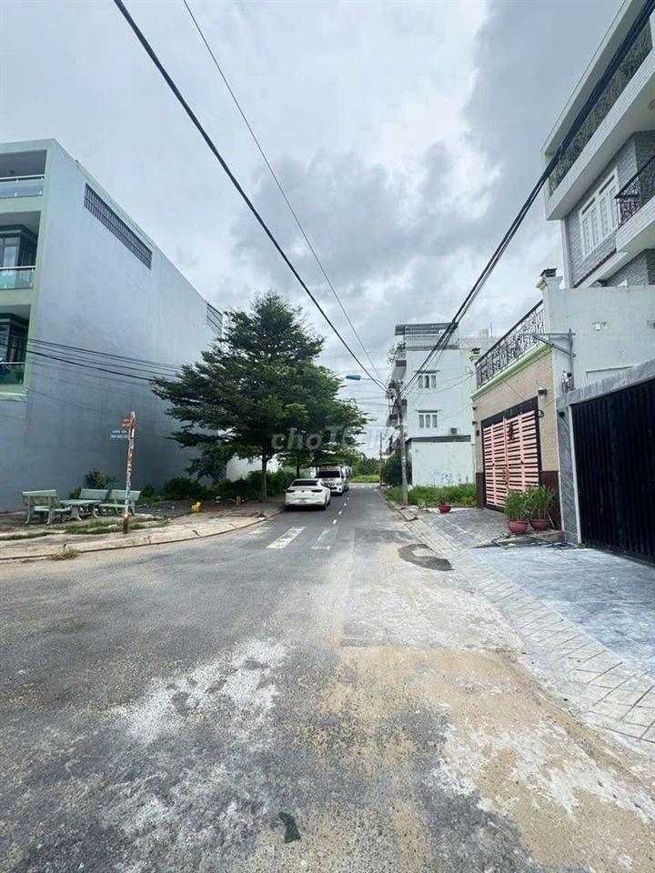 Bán nền đất 5×22m(110m2) mặt tiền đường 12m KDC Phú Lợi P7 Q8