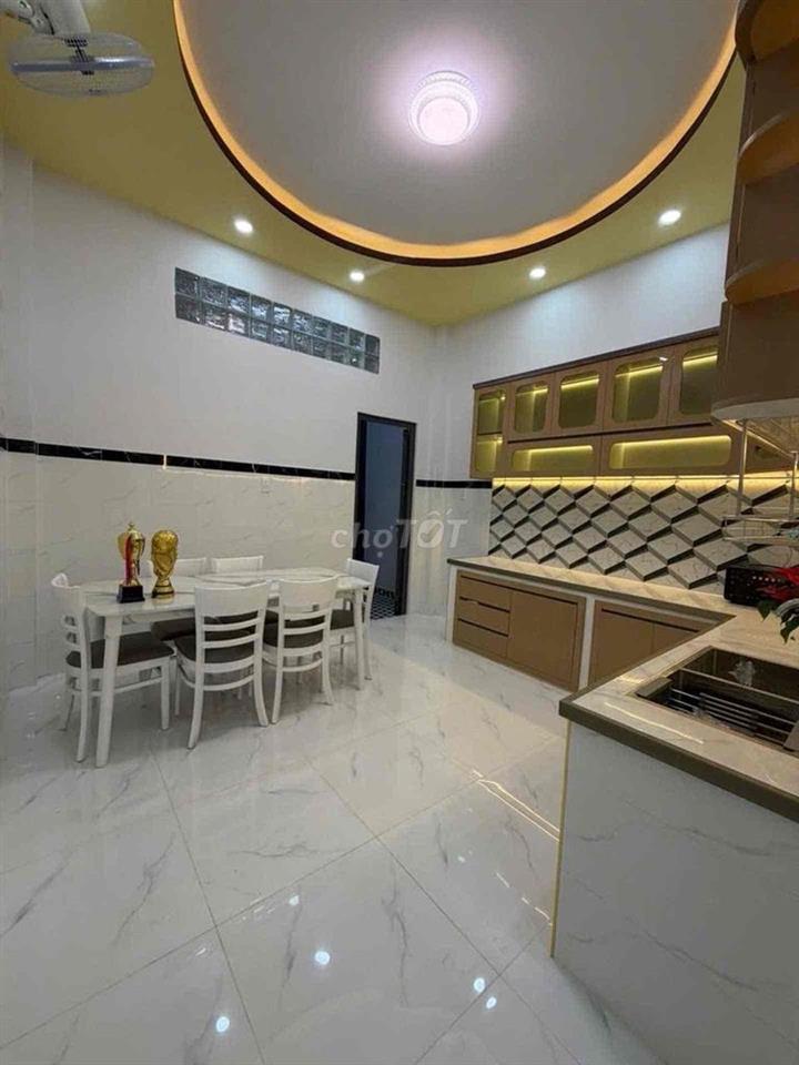 Bán nhà đẹp bình tân khu tên lửa giá mềm