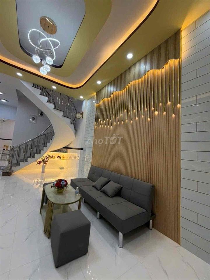 Bán nhà đẹp bình tân khu tên lửa giá mềm