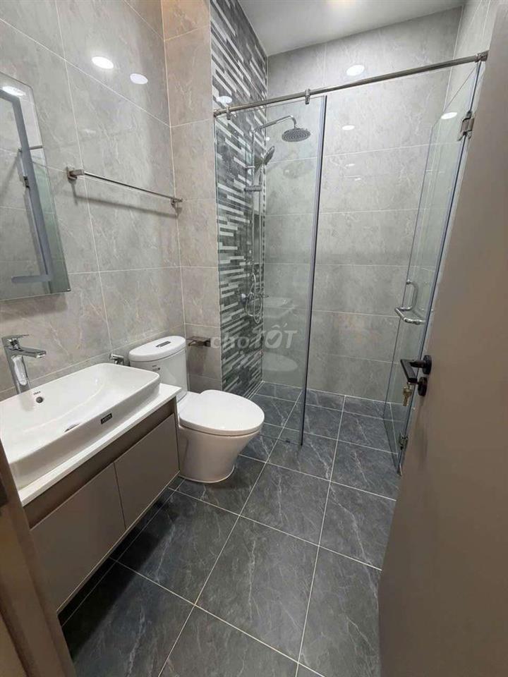 Bán nhà 5 tầng HXH Nguyễn Tiểu La - Khu VIP- Sổ Hồng sẵn, vừa ở vừa KD