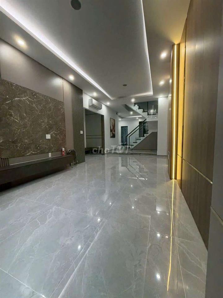 Bán nhà 5 tầng HXH Nguyễn Tiểu La - Khu VIP- Sổ Hồng sẵn, vừa ở vừa KD