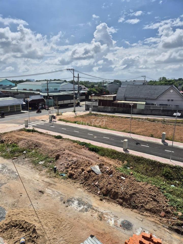 CẦN BÁN 3 LÔ ĐẤT GẦN CHỢ BÌNH CHÁNH TP.HCM