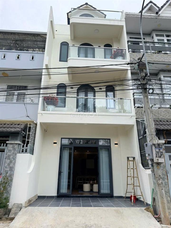Bán Nhà riêng mới xd 250m2 giá 13.5 tỷ tại khu QH Đường Yersin, Đà Lạt