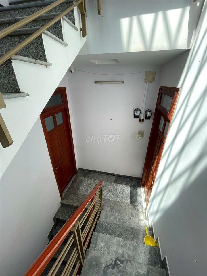 Phòng trọ đẹp, máy lạnh, ban công, giá chỉ từ 3 triệu