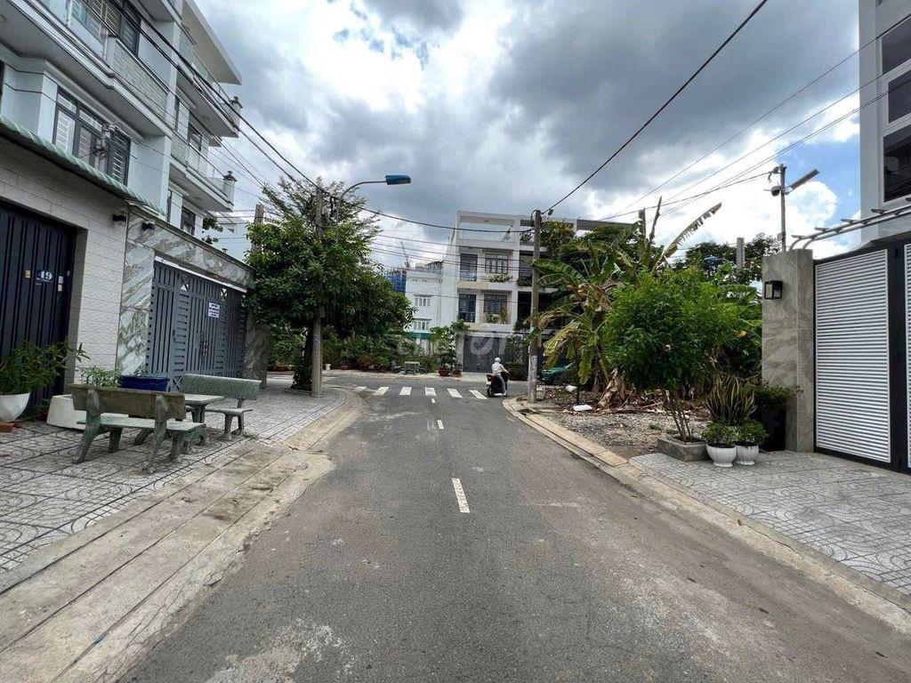 Bán vài lô đất kdc Bình Chánh Ql50 gần bxq8
