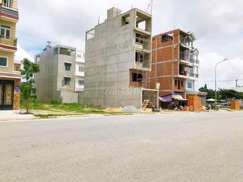 Bán vài lô đất kdc Bình Hưng ngay BXQ8 sổ sẵn