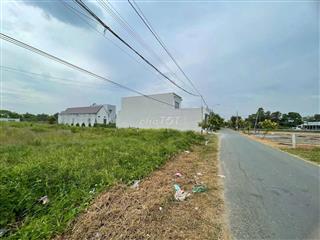 toi có đất 300m2 chỉ 700 triệu đất ở ngã tư Xoài doi 