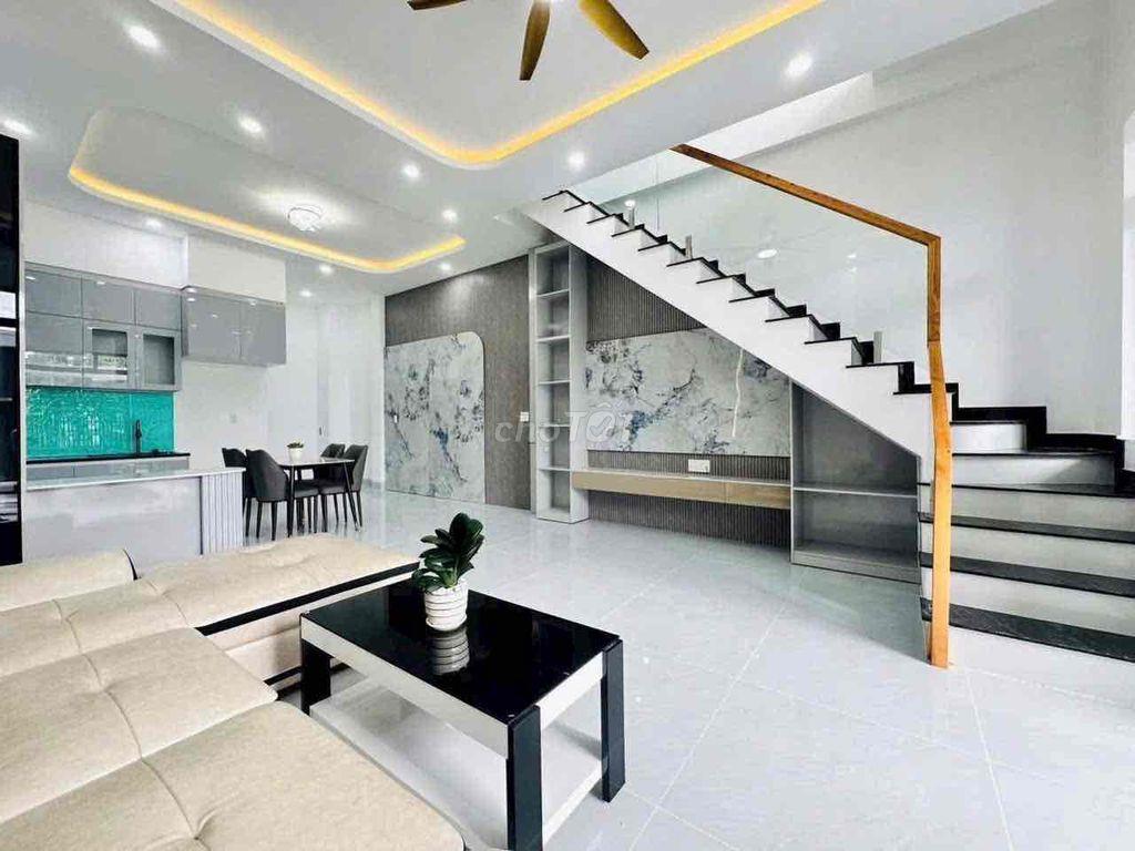 Bán gấp nhà đẹp gần Trung Tâm Y Tế Dĩ An , giá rẻ đang cho thuê , SHR