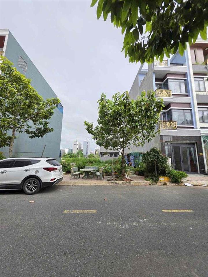 Bán đất giá rẻ ở KDC Vĩnh Phú , hợp đầu tư kinh doanh 123m2/1,55ty SHR
