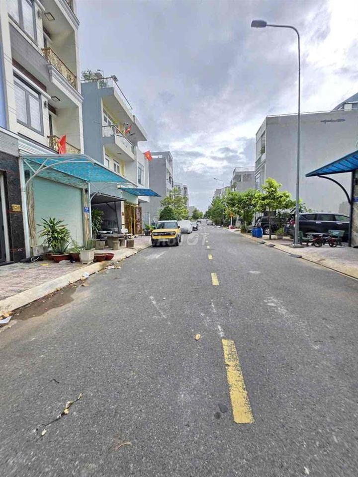 Bán đất giá rẻ ở KDC Vĩnh Phú , hợp đầu tư kinh doanh 123m2/1,55ty SHR