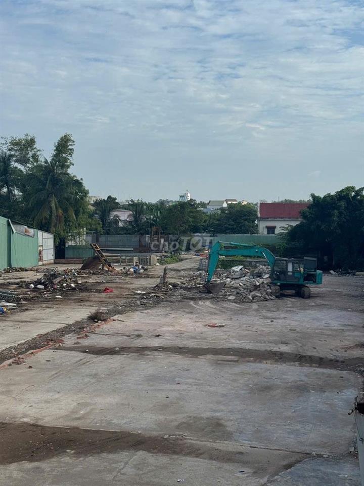 CHO THUÊ 5.000 M² ĐẤT BÌNH CHÁNH – HẺM XE CONTAINER