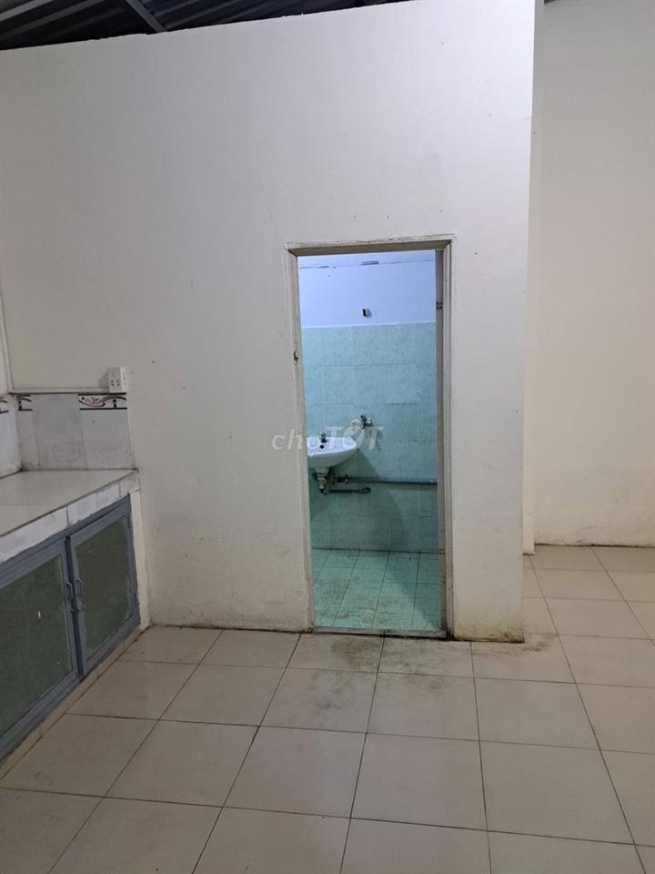 CHO THUÊ NHÀ NGUYÊN CĂN CÓ SÂN VƯỜN – QUẬN 6