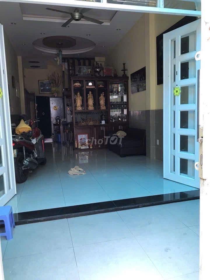 Nhà  Trần  Quang Diệu, quận  3 đủ  tiện  nghi  giá  mềm