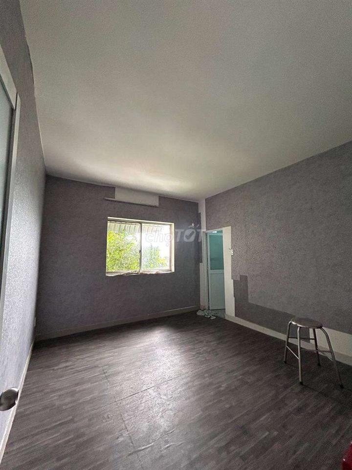 CHO THUÊ PHÒNG TRỌ GẦN BẾN XE QUẬN 8

.