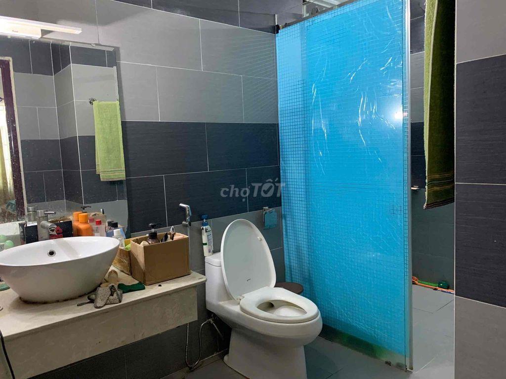 BÁN NHÀ VỊ TRÍ ĐẸP GẦN BẾN XE QUẬN 8