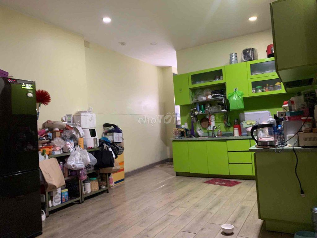 BÁN NHÀ VỊ TRÍ ĐẸP GẦN BẾN XE QUẬN 8
