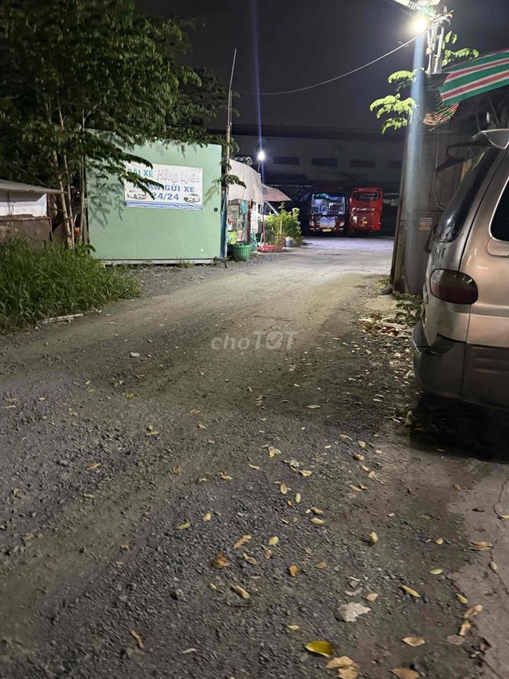 Mặt bằng 🏨❤️✅35m3 Giá 3tr3 Ngã tư Nguyễn Cửu Phú Trần Đại Nghĩa