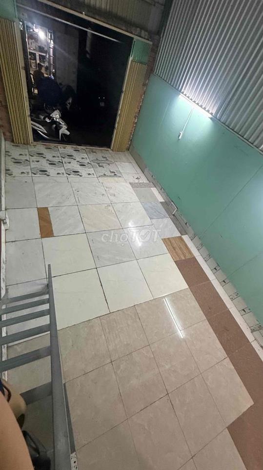 Giá rẻ bình tân, gần cầu Bà Hom , KCN Bonchen , giờ giấc tự do , Feex