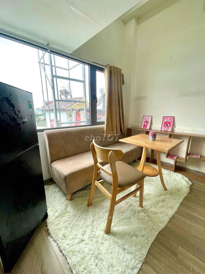 Vừa trống sẵn duplex cửa sổ trời full nội thất gần đại học NTTU