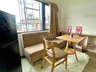 Vừa trống sẵn duplex cửa sổ trời full nội thất gần đại học NTTU