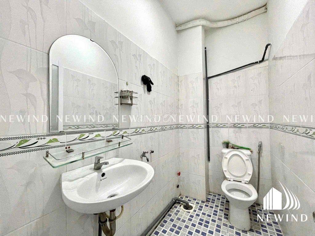 2PN GIÁ SIÊU TỐT NGAY GẦN ĐẠI HỌC NGUYỄN TẤT THÀNH