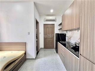 Studio full nội thất chỉ tính điện nước ngay gần Parc Mall