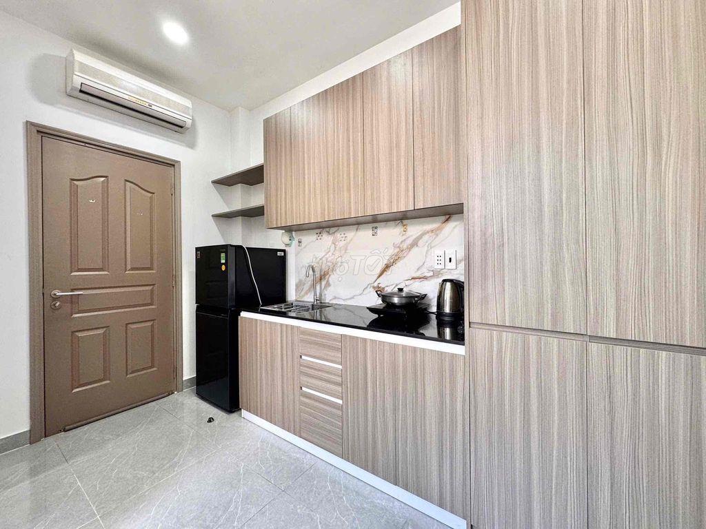 Studio full nội thất chỉ tính điện nước ngay gần Parc Mall