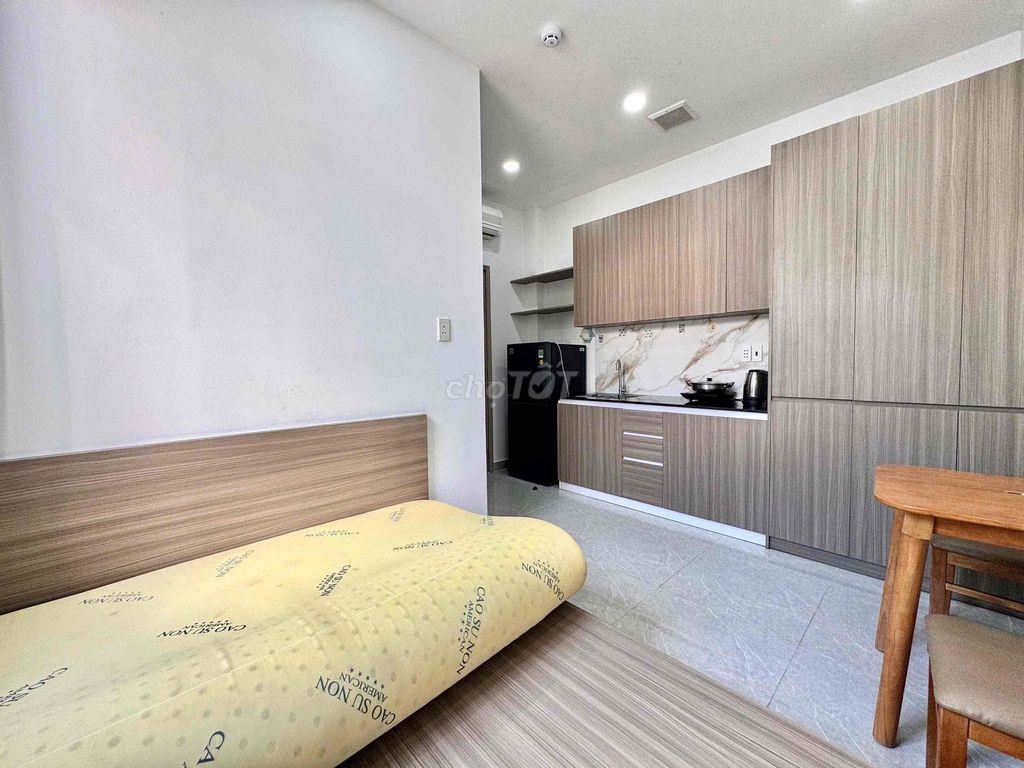 Studio full nội thất chỉ tính điện nước ngay gần Parc Mall