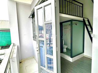 Gác ban công vừa siêu thoáng ngay gần cầu Ông Lãnh và cầu Calmette