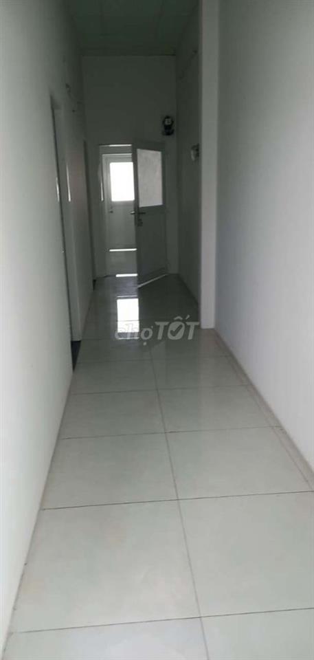 Phòng trọ giá rẻ gần nhà thờ Bình Chánh 1triu den 1 triu 2