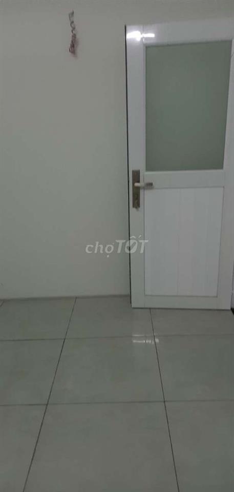 Phòng trọ giá rẻ gần nhà thờ Bình Chánh 1triu den 1 triu 2