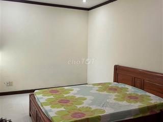 Cho thuê căn hộ Quốc Cường Trần Xuân Soạn 132m 3pn2wc 12tr/th