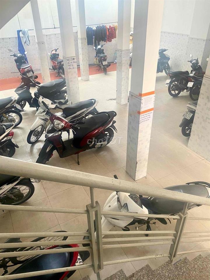 phòng thoáng mát, có gác, balcon gió trời gần BX quận 8. ub bình hưng