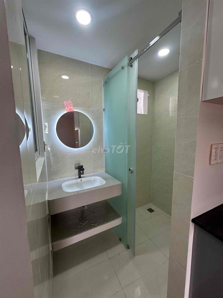 Full Nội Thất Mới 100%. Thang máy, bãi xe rộng rãi. Thoáng mát yên tĩh