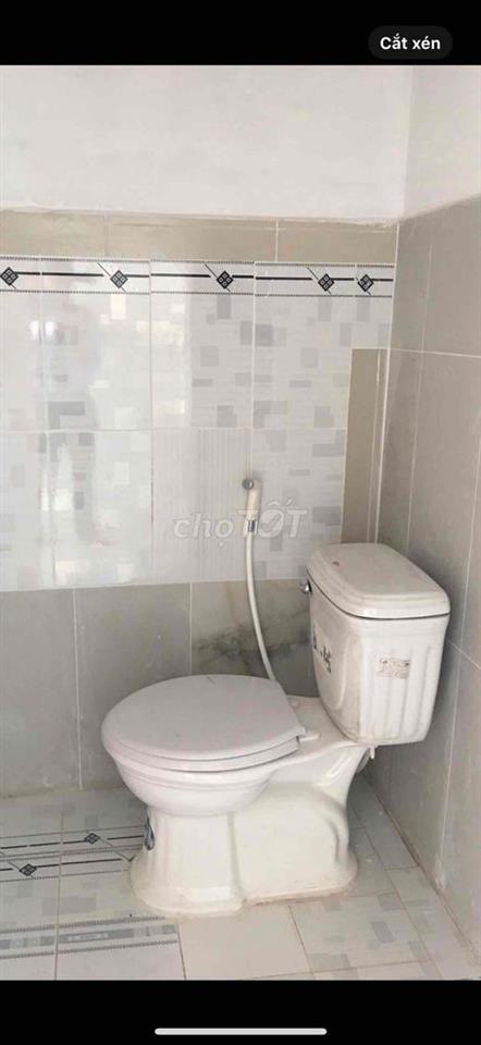 Cho thuê phòng trọ mới 25m2 có gác lững, WC riêng tại F2/3L Quách Đieu