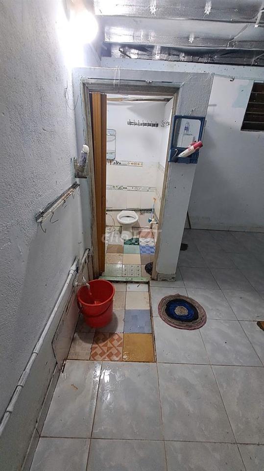 Phòng trọ 20m2, giá 1,8tr/ tháng, ngay vòng xoay Trung Sơn