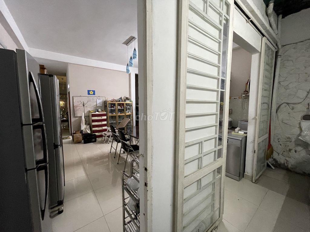 NHÀ MẶT TIỀN  - DT 95M², SÁT TRƯỜNG HỌC, SỔ HỒNG RIÊNG - 10 tỷ