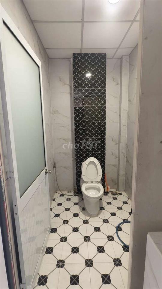 Phòng 2PN + P.khách 40m2, toilet trong phòng