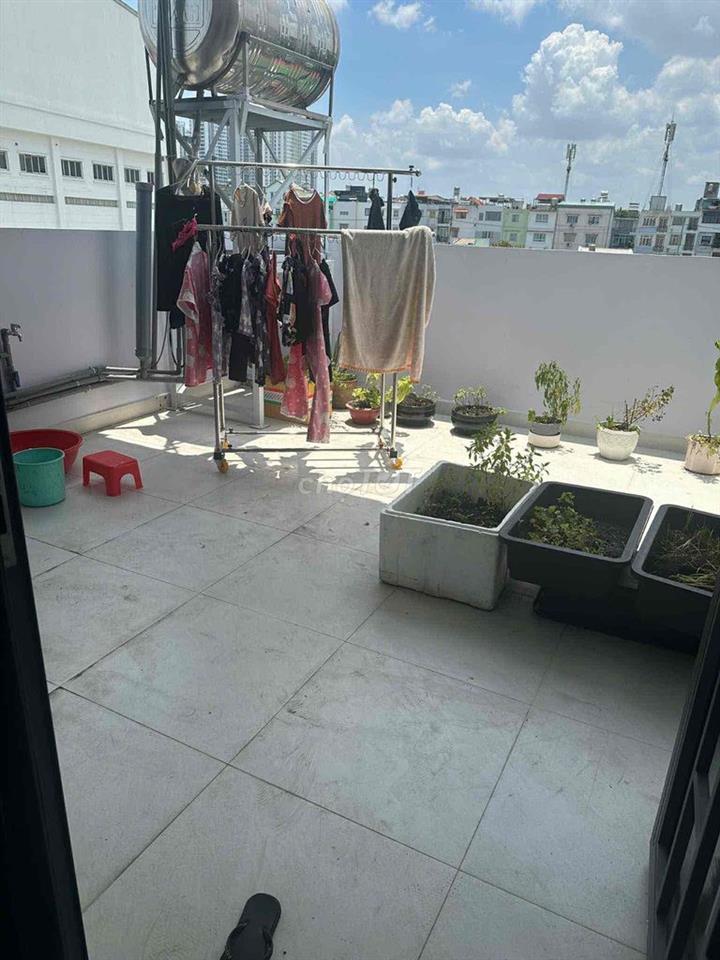 Cho Nữ Thuê Phòng sát siêu thị satral quận 8 phạm hùng .