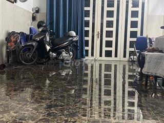Tuyển sinh viên Cơ đốc hỗ trợ ở
