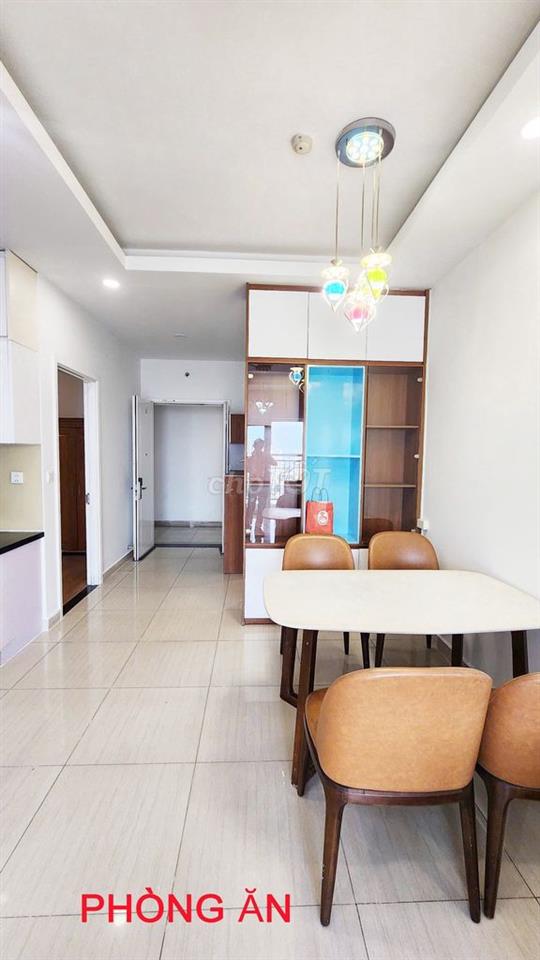 Chính Chủ bán căn hộ view hồ bơi 2PN, 2WC full nội thất cao cấp