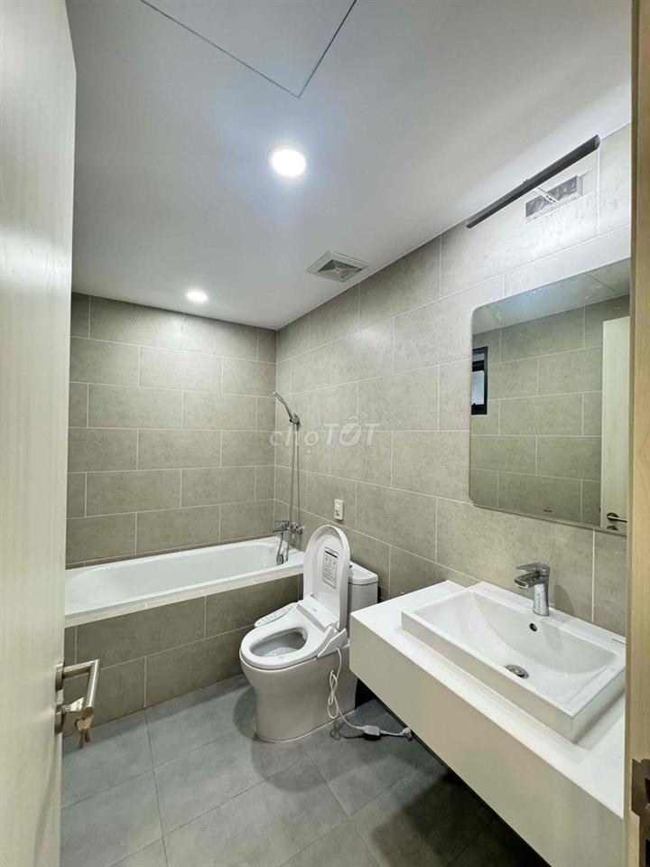 BÁN NHANH CĂN 3PN 2WC 110m2 CHỈ 6Tỷ9 NHẬN NHÀ D-HOMME HỒNG BÀNG QUẬN 6