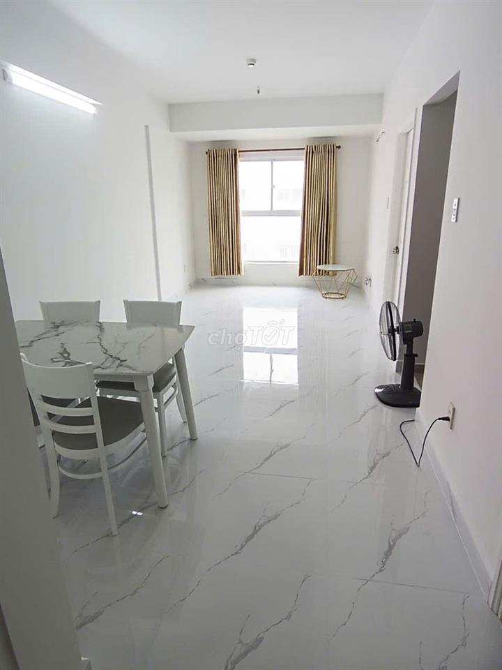 Tôi chính chủ cần bán gấp C/C Ehome 3-Block B2, 2 Phòng ngủ, 2WC, 64m2