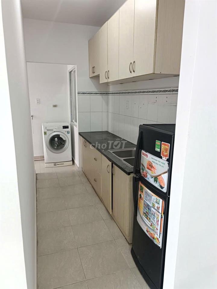 Tôi chính chủ cần bán gấp C/C Ehome 3-Block B2, 2 Phòng ngủ, 2WC, 64m2